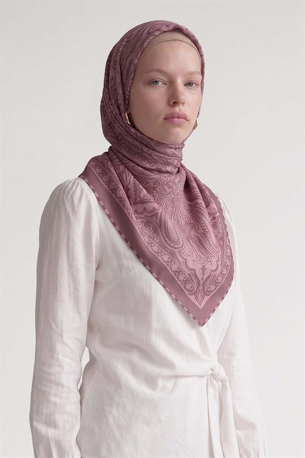 Gül Kurusu Etnik Desen Twill İpek Eşarp
