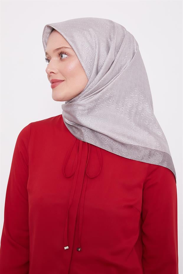 Gümüş Halka Desen Monogram Eşarp