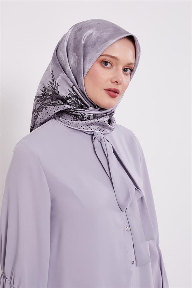 Gümüş Kenar Benekli Twill İpek Eşarp