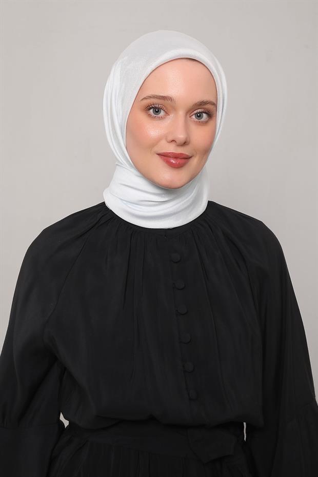 Gümüş Pırıltı Eşarp