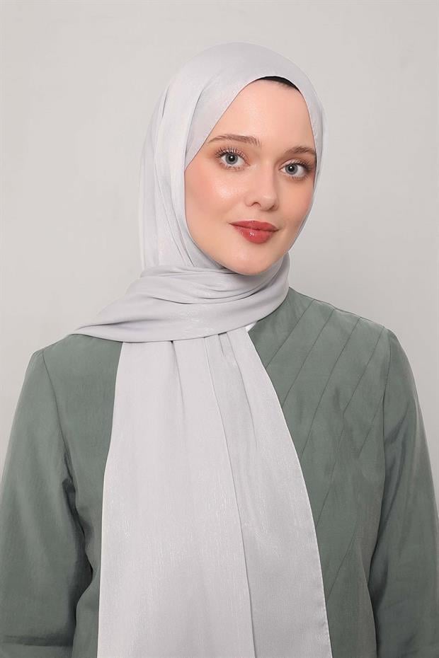 Gümüş Simli Elmas Şal