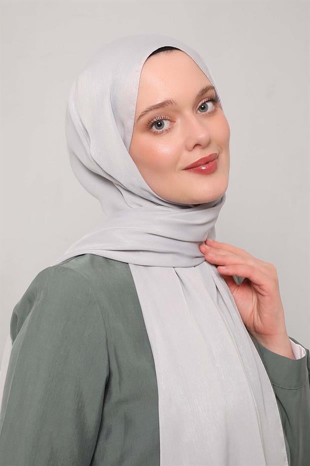 Gümüş Simli Elmas Şal