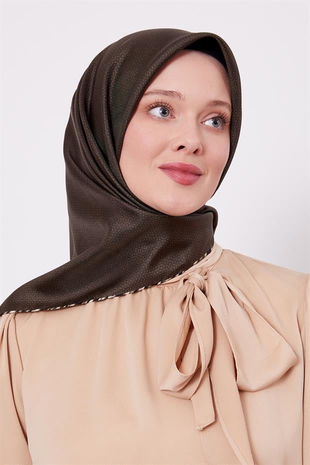 Haki Benekli Twill İpek Eşarp