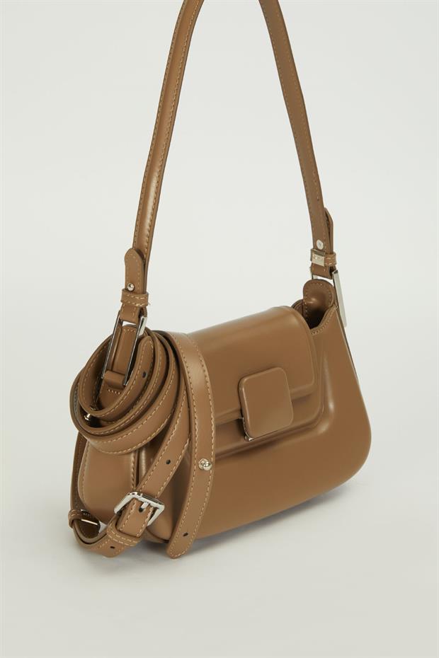 Haki Büyük Tokalı Baget Çanta