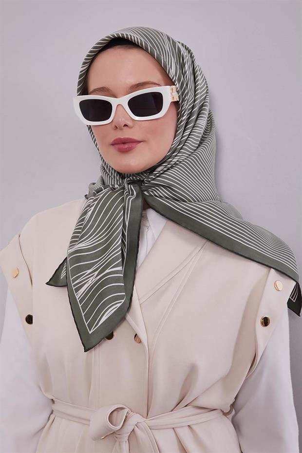 Haki Çizgili Model Twill İpek Eşarp