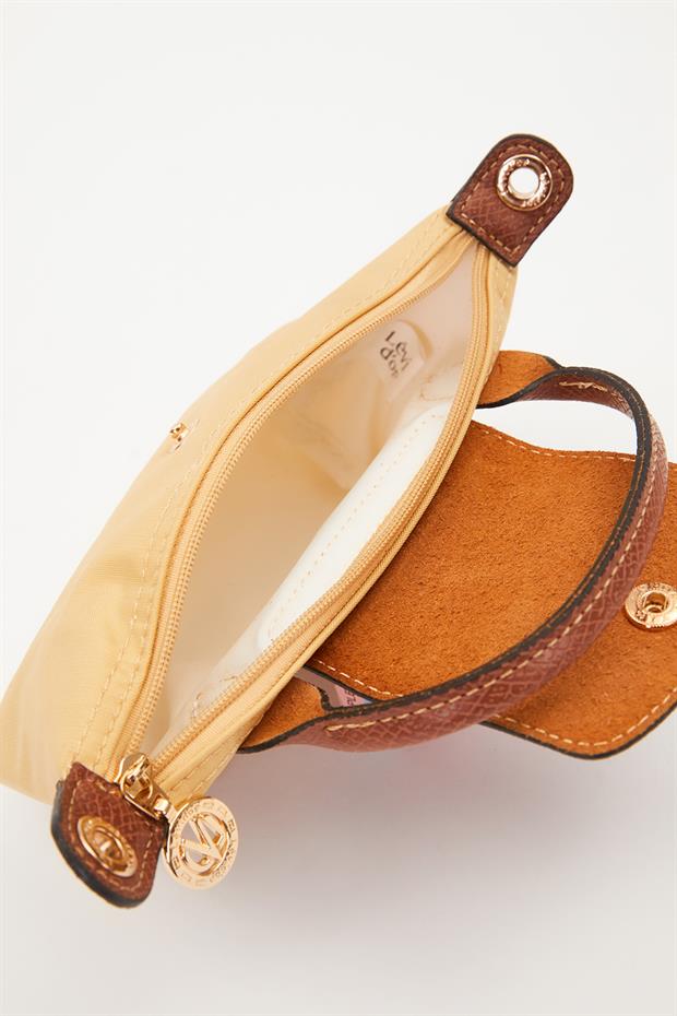 Haki Deri Kapak Detaylı El Çantası