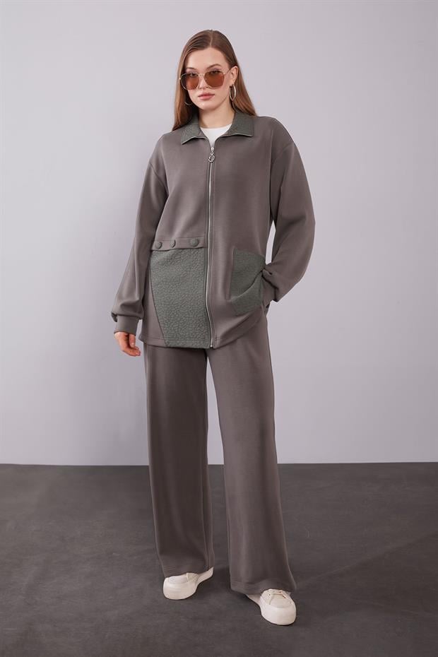 Haki Kendinden Desen Yakalı İkili Takım