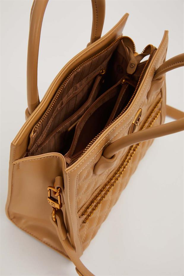 Haki Kendinden Dokulu El Çantası