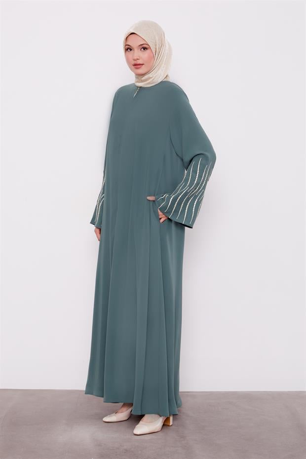 Haki Kol Nakış Detaylı Ferace