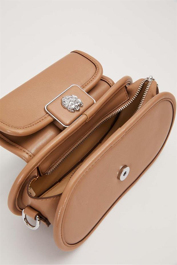 Haki Oval Görünümlü Metal Aksesuarlı El Çantası