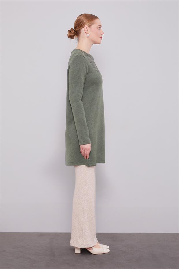 Haki Yakası Pul İşlemeli Tunik