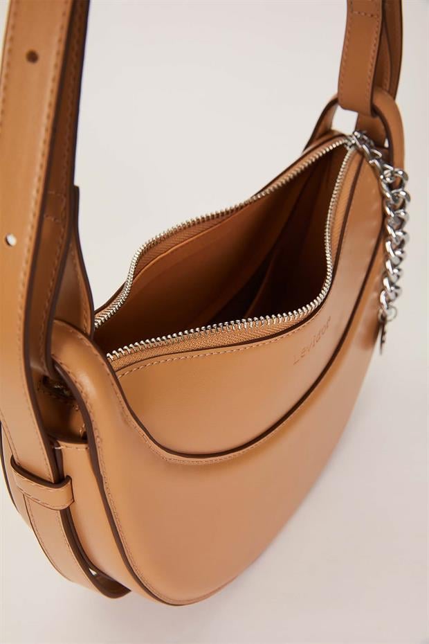 Haki Zincir Aksesuarlı Baget Omuz Çantası