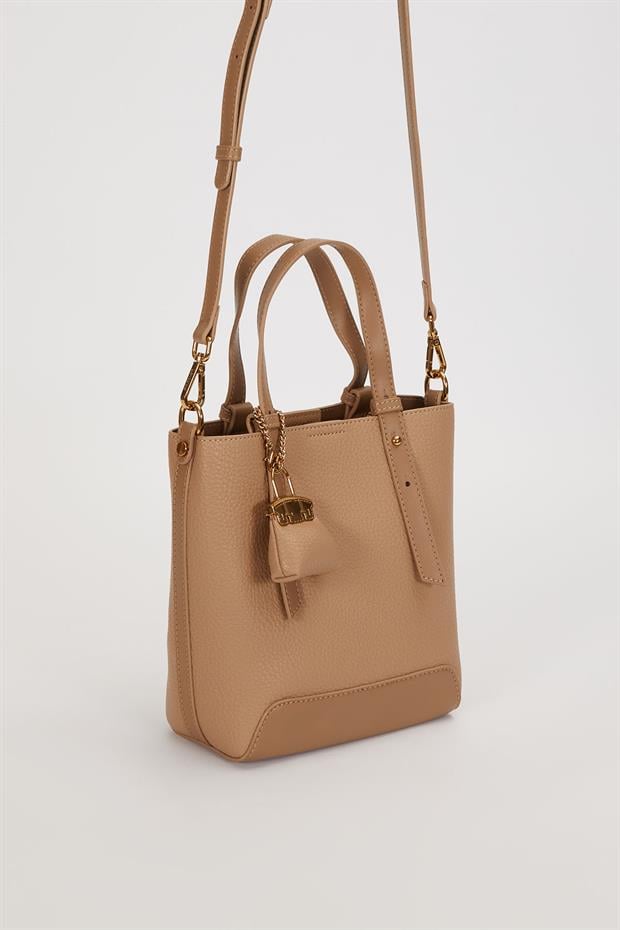 Haki Zincir Çanta Detaylı El Çantası