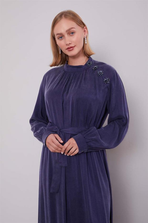 İndigo Omuz Taş Çiçek Detaylı Cupra Elbise