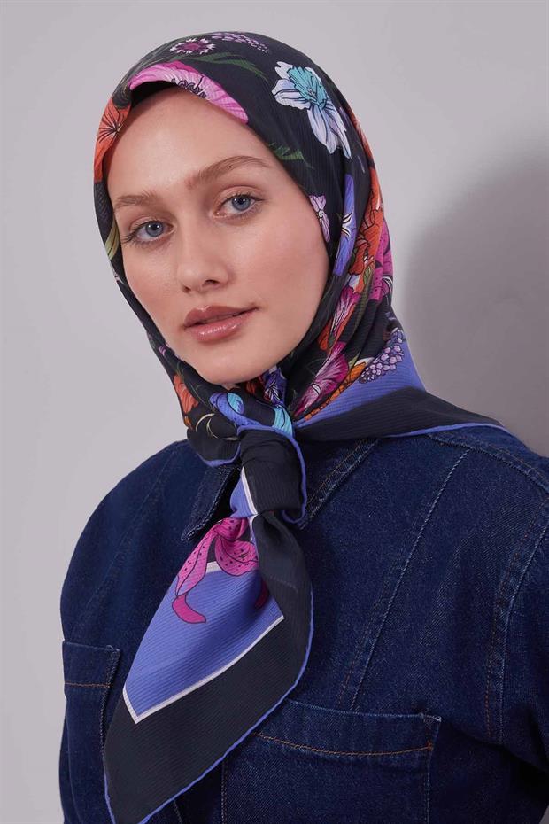 İndigo Papatya Desen Pamuk Eşarp