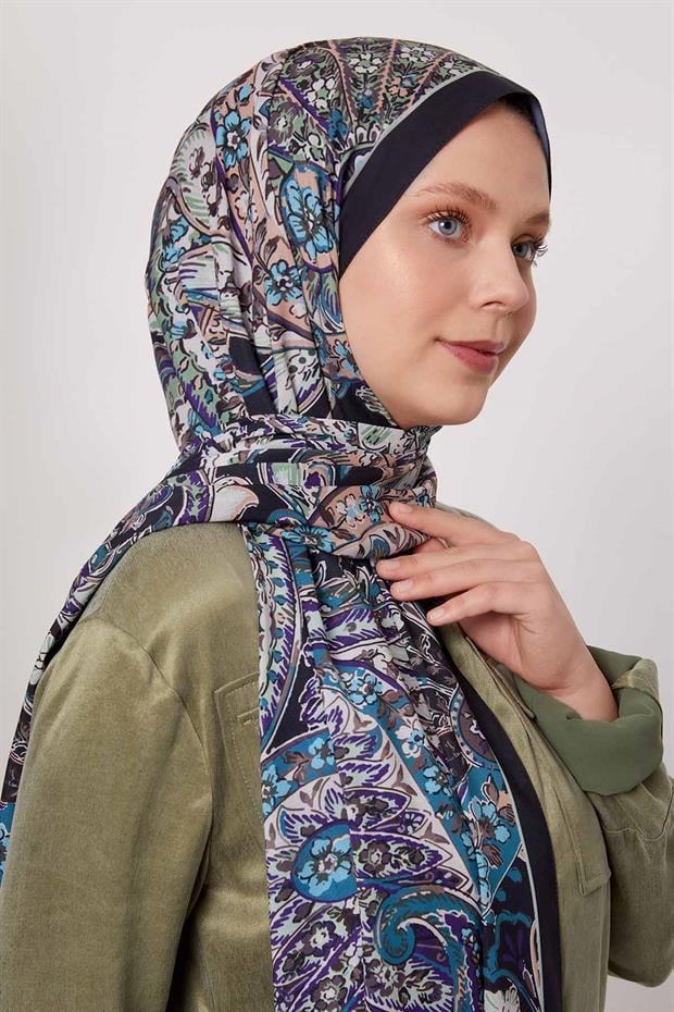 İndigo Soyut Çiçek Desen Love Şal