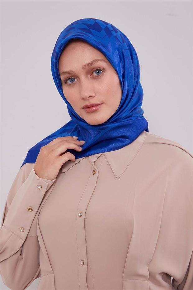 Koyu Lacivert Baklava Desen Kristal Jakar Eşarp