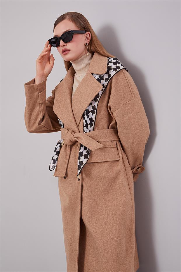 Koyu Bej Kruvaze Yaka Kaşe Kaban