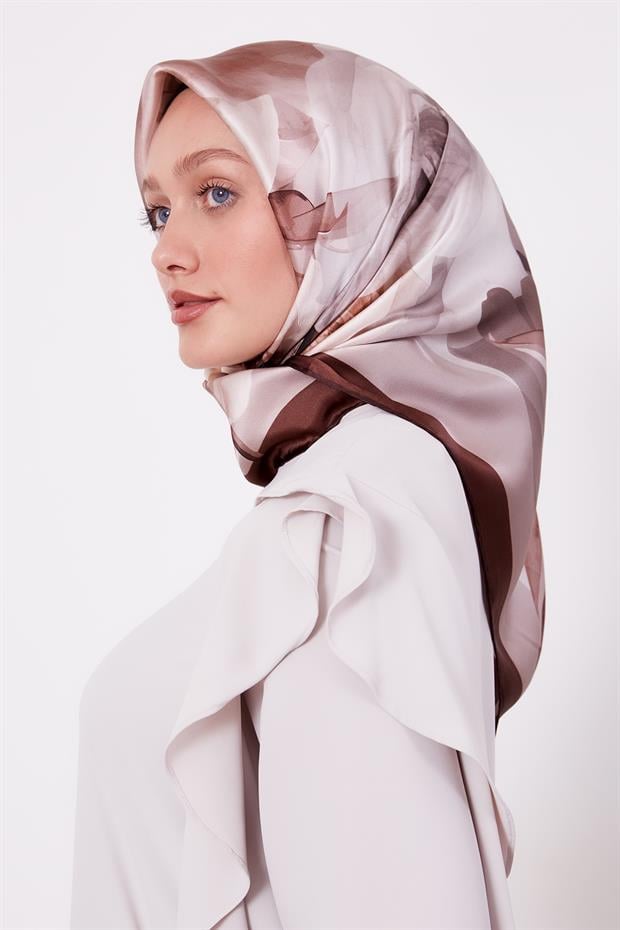 K.Bordo Soft Çiçek Desen Sura İpek Eşarp