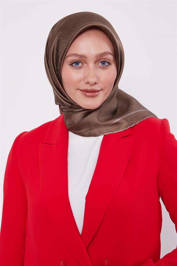 Koyu Vizon Petek Desen Monogram İpek Eşarp