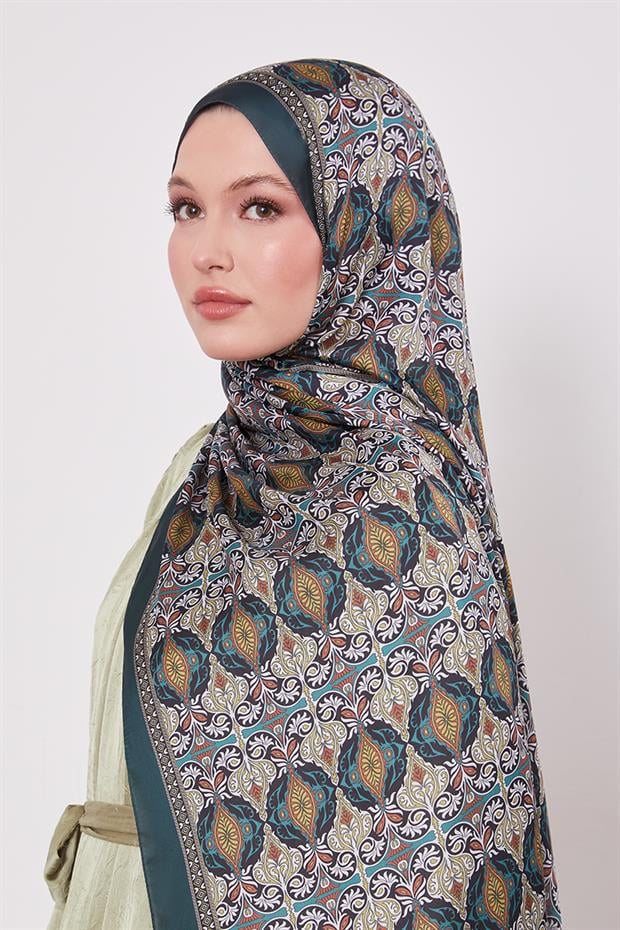 Koyu Yeşil Yansıma Desen Hint İpeği Şal