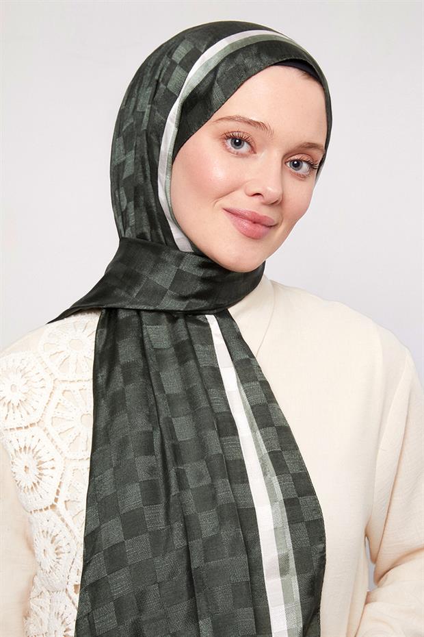Koyu Yeşil Çizgili Dama Desen Monogram Şal