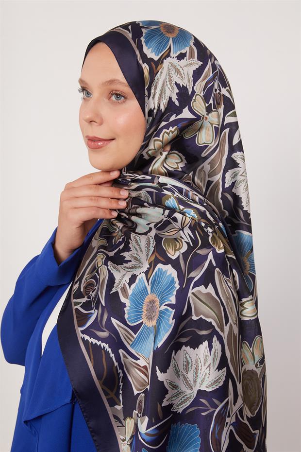 Koyu Lacivert Petunya Desen Hint İpeği Şal