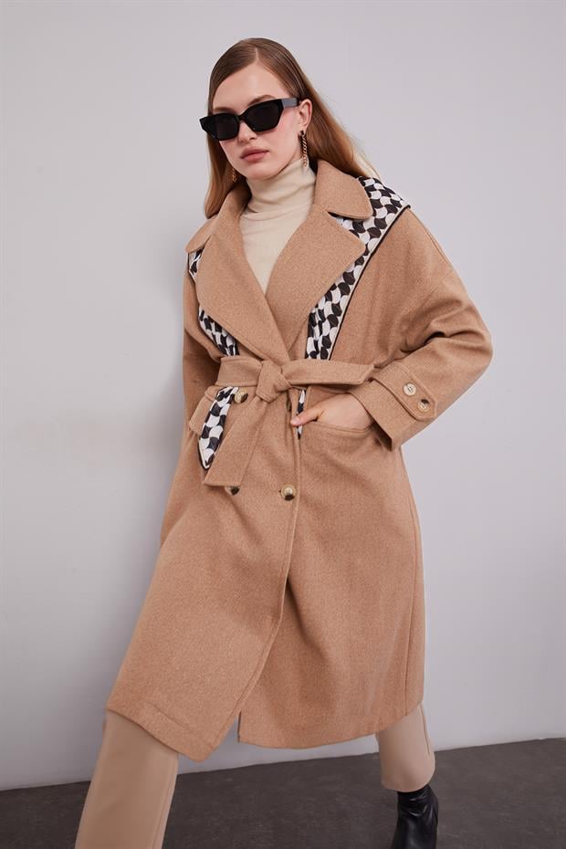 Koyu Bej Kruvaze Yaka Kaşe Kaban