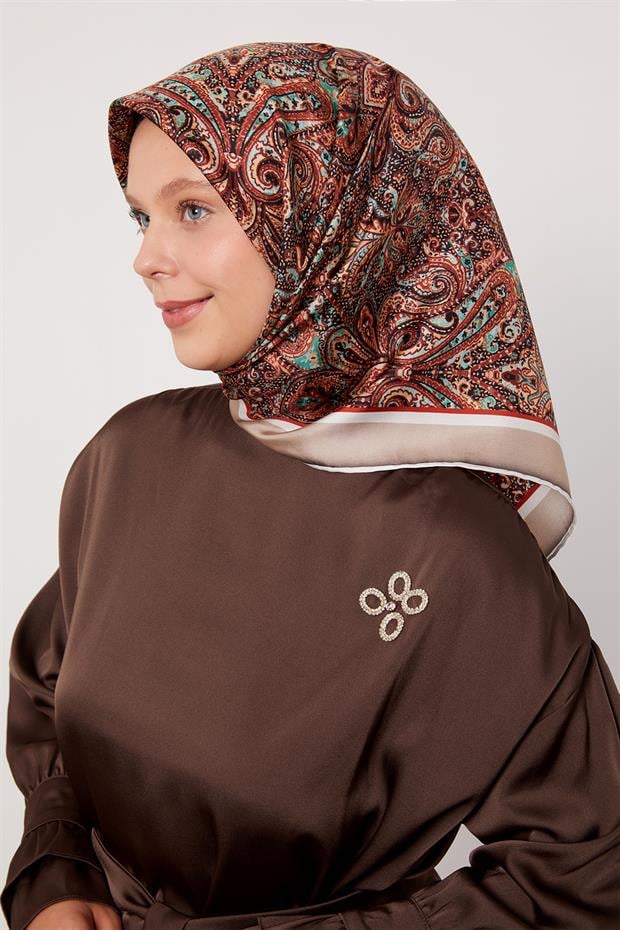 Koyu Vizon Etnik Desen Twill İpek Eşarp