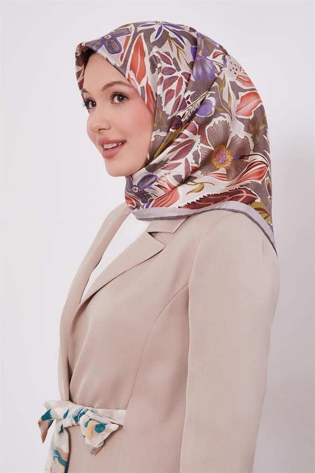 Koyu Gri Petunya Desen Twill İpek Eşarp