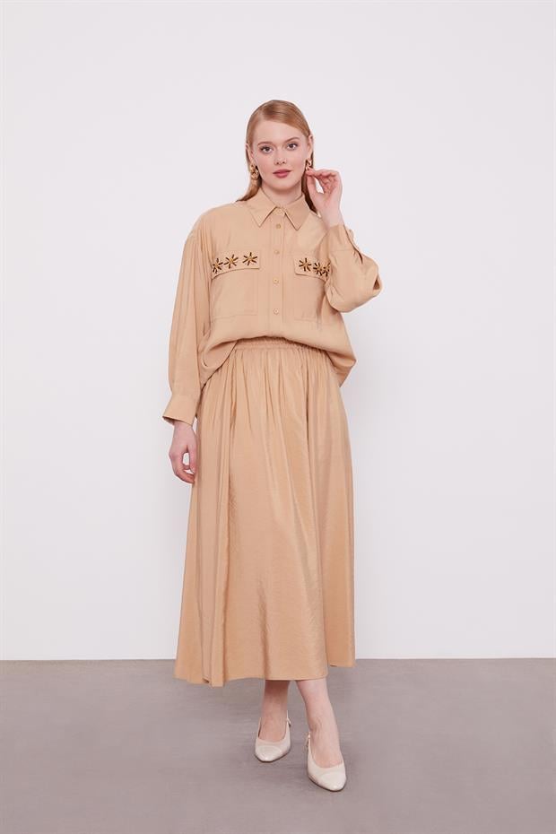 Koyu Bej Cep Boncuk Papatya Detaylı Etek Takım
