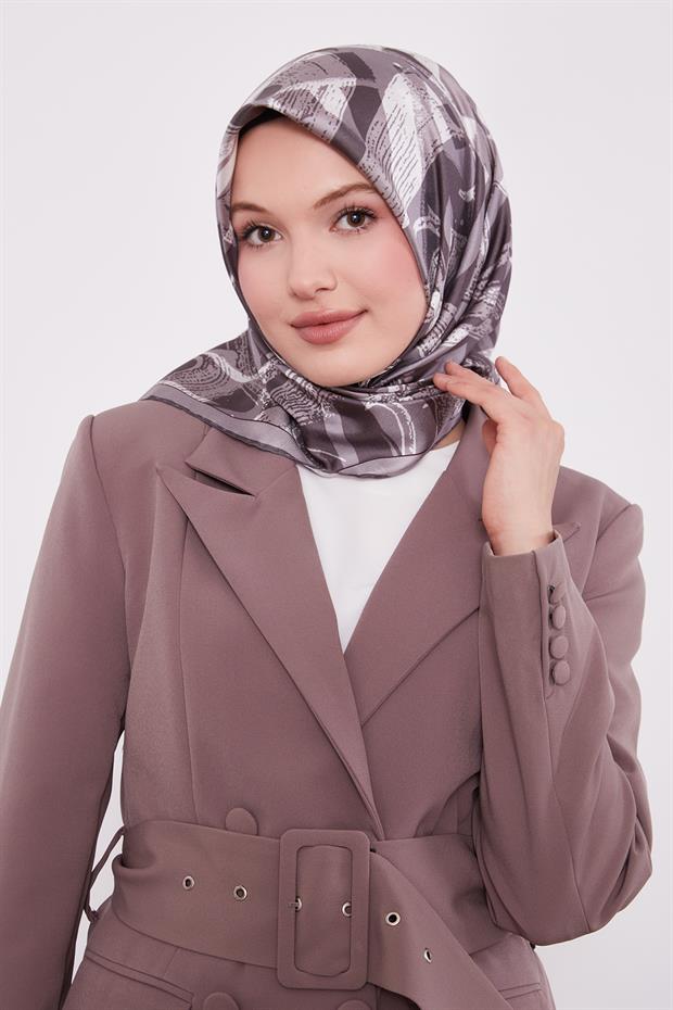 Koyu Gri Harf Baskılı Twill İpek Eşarp