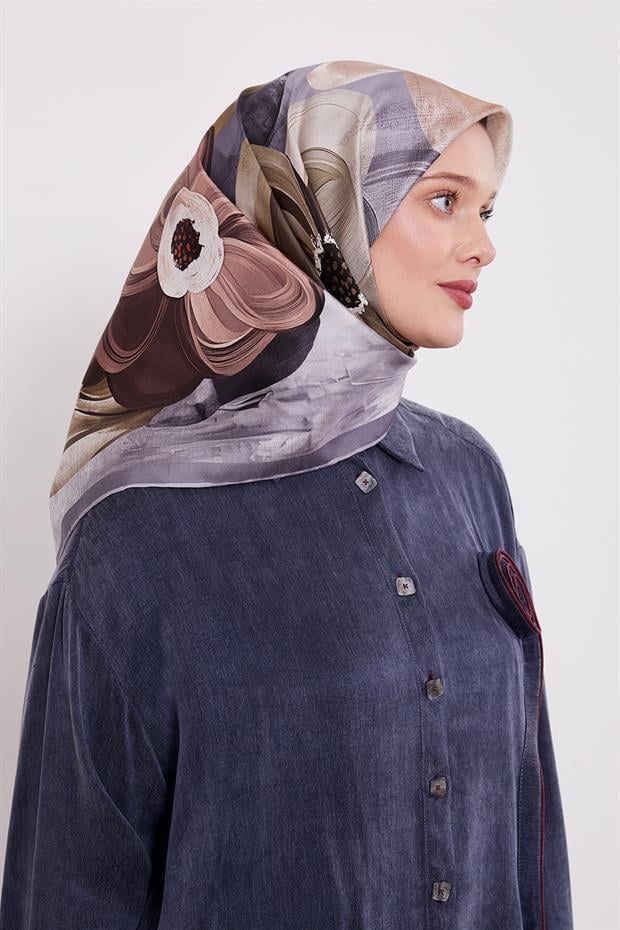 Koyu Gri Menekşe Desen Twill İpek Eşarp