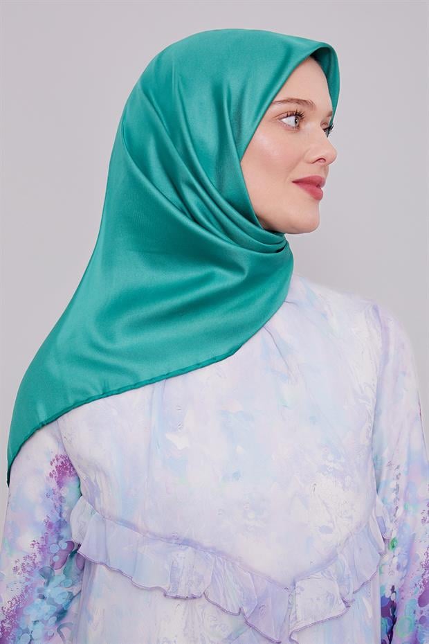 Koyu Yeşil Düz Renk Trend Twill Eşarp