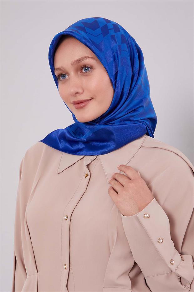 Koyu Lacivert Baklava Desen Kristal Jakar Eşarp