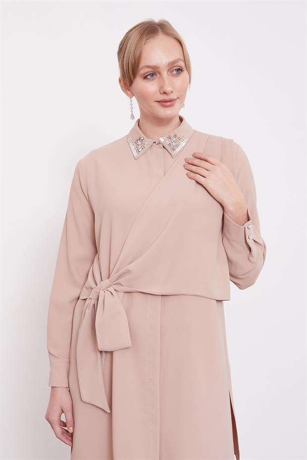 Koyu Bej Yakası İşlemeli İkili Takım