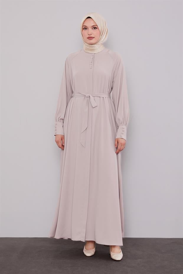 Koyu Bej Düğme Kapamalı Ferace