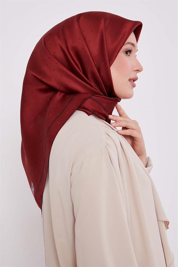 Koyu Bordo Benek Desen Monogram İpek Eşarp