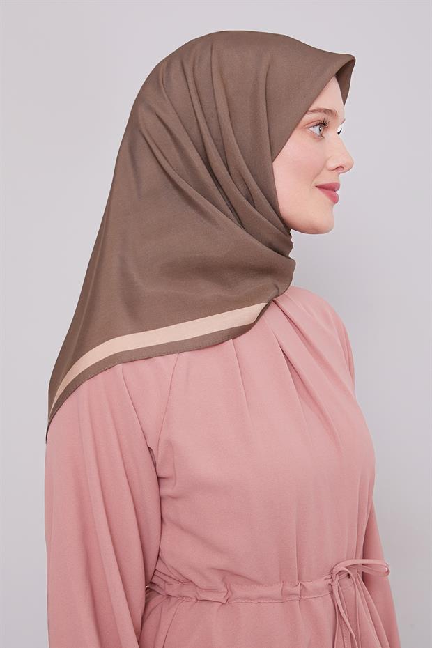 Koyu Taş Kenar Şerit Aura Eşarp