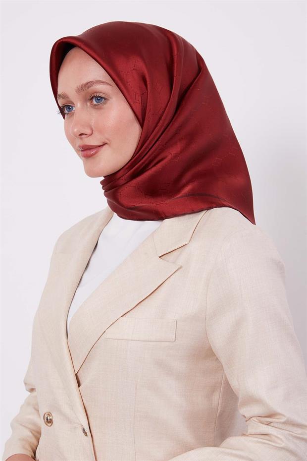 Koyu Bordo Petek Desen Monogram İpek Eşarp