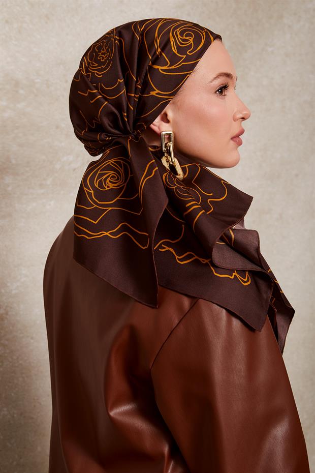Koyu Kahve Gül Desen Twill İpek Eşarp