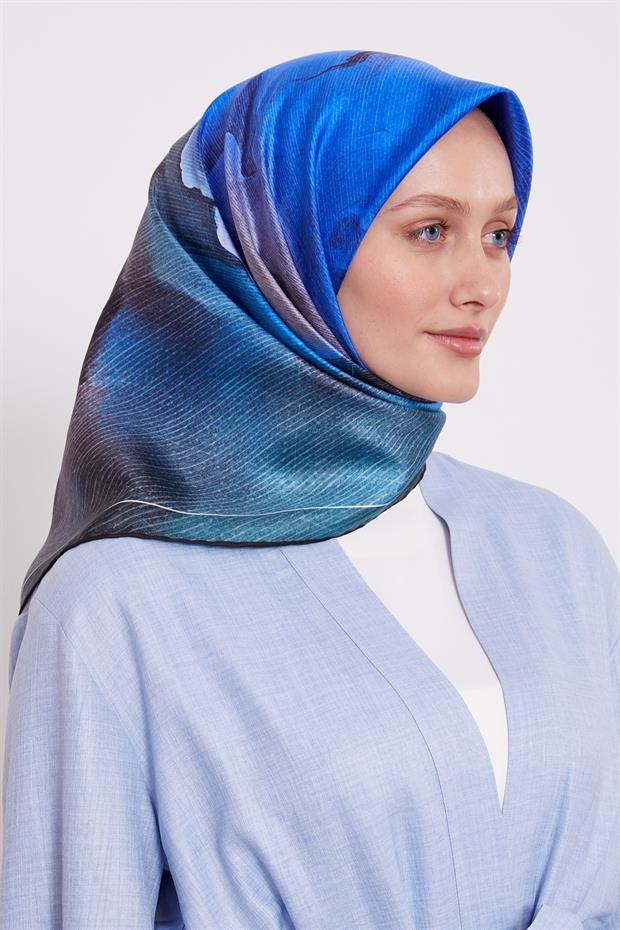 Koyu Lacivert Bohem Geçişli Twill İpek Eşarp