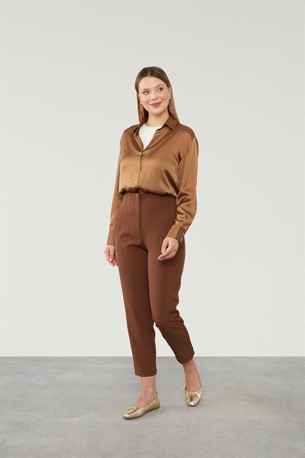 Kahve Çift Pliseli Kumaş Havuç Pantolon