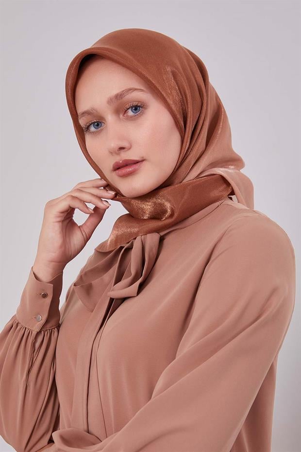 Kahve Çift Renk Kehribar Eşarp