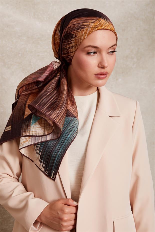Kahve Çizgi Desen Twill İpek Eşarp