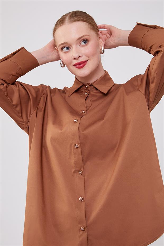 Kahve Düğme Detaylı Gömlek