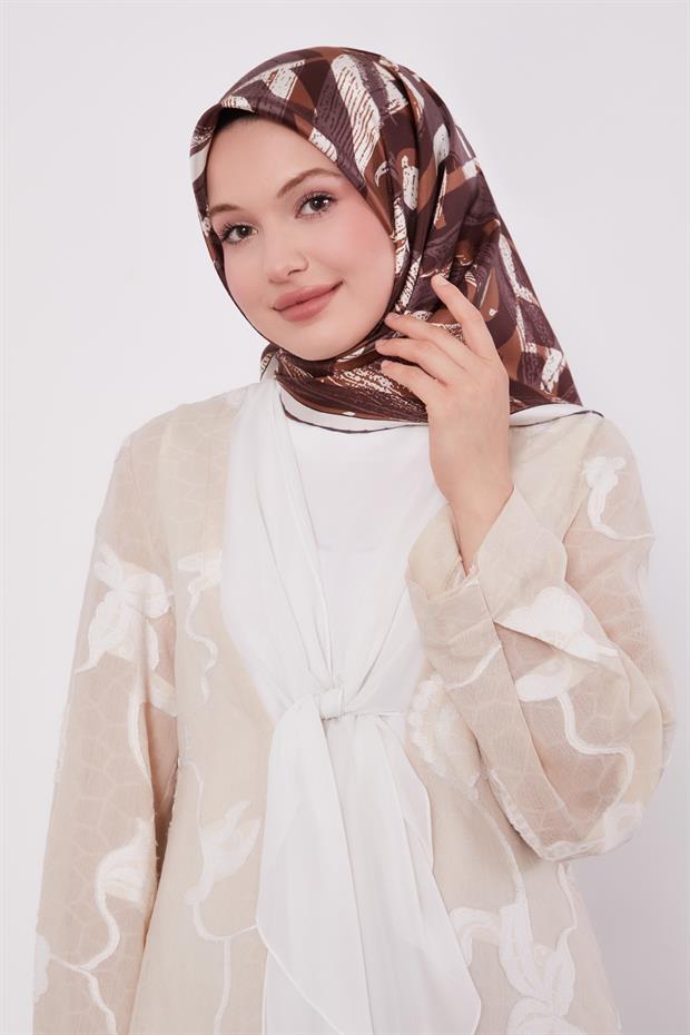 Kahve Harf Baskılı Twill İpek Eşarp