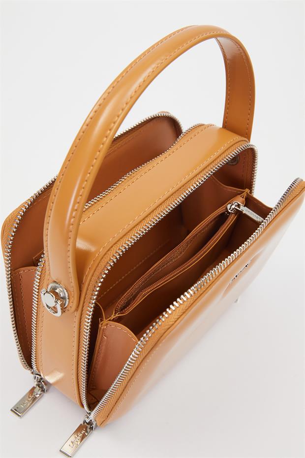 Kahve Kare Bombe Görünümlü Omuz Çantası