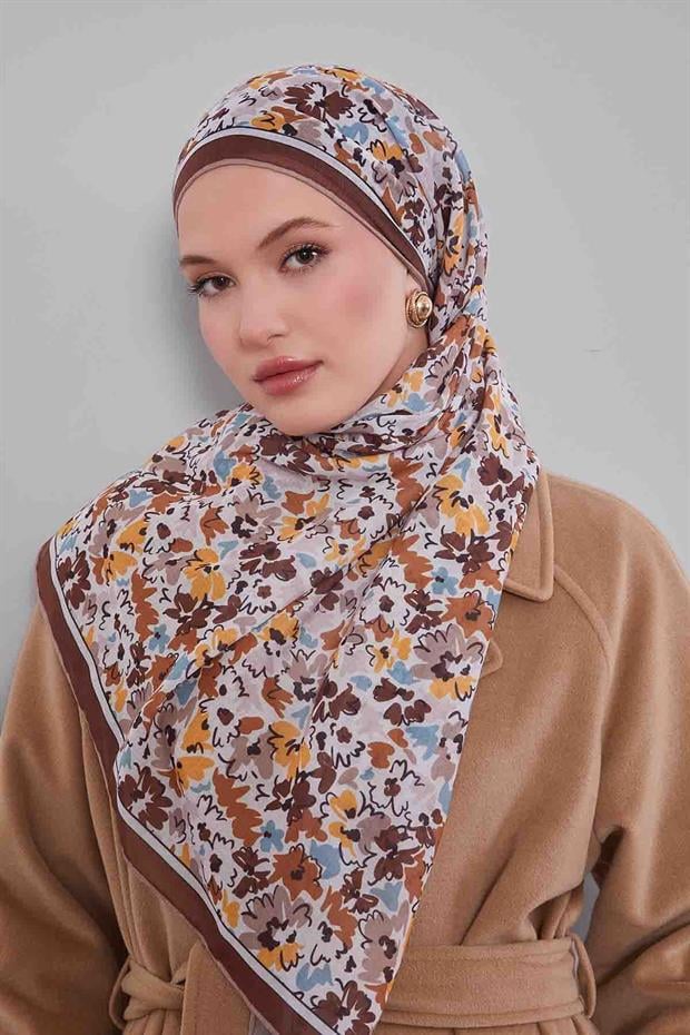 Kahve Karışık Çiçek Desen Soft Eşarp