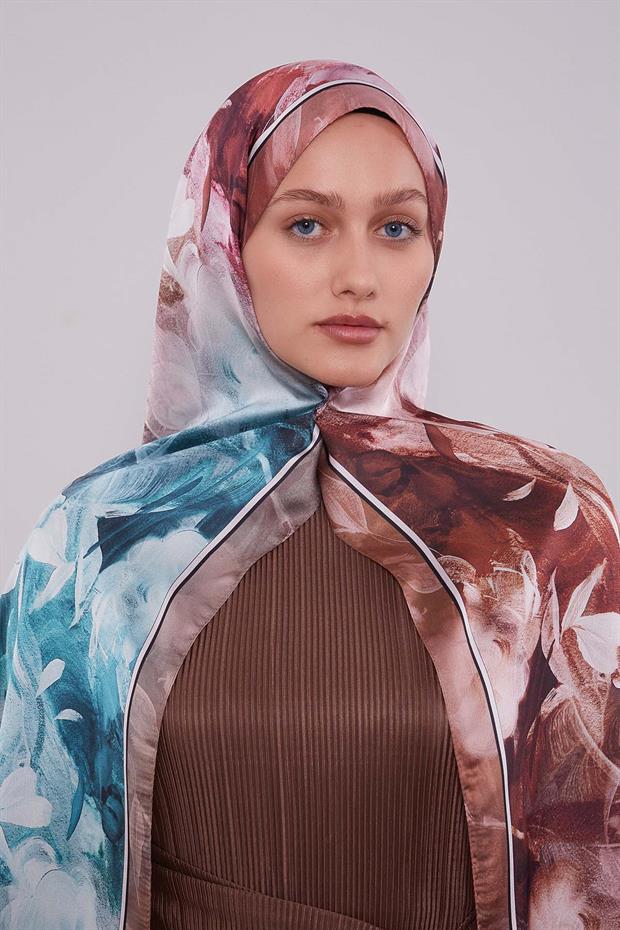 Kahve Karışık Yaprak Desen Hint İpeği Şal